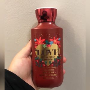 Discontinued, sold out Bath and body works cotton candy champagne lotion